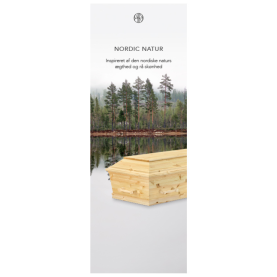 Banner med motiv af s&oslash; og skov